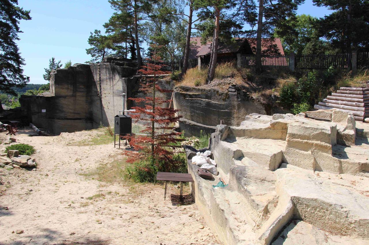 Ubytovaci Hostinec Na Skalach Budislav  Exteriör bild